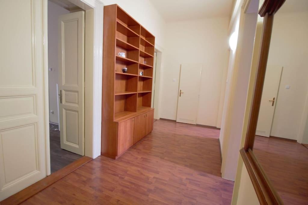 Apartmán Comfort 2bedrooms Quite Place!-vinohrady *